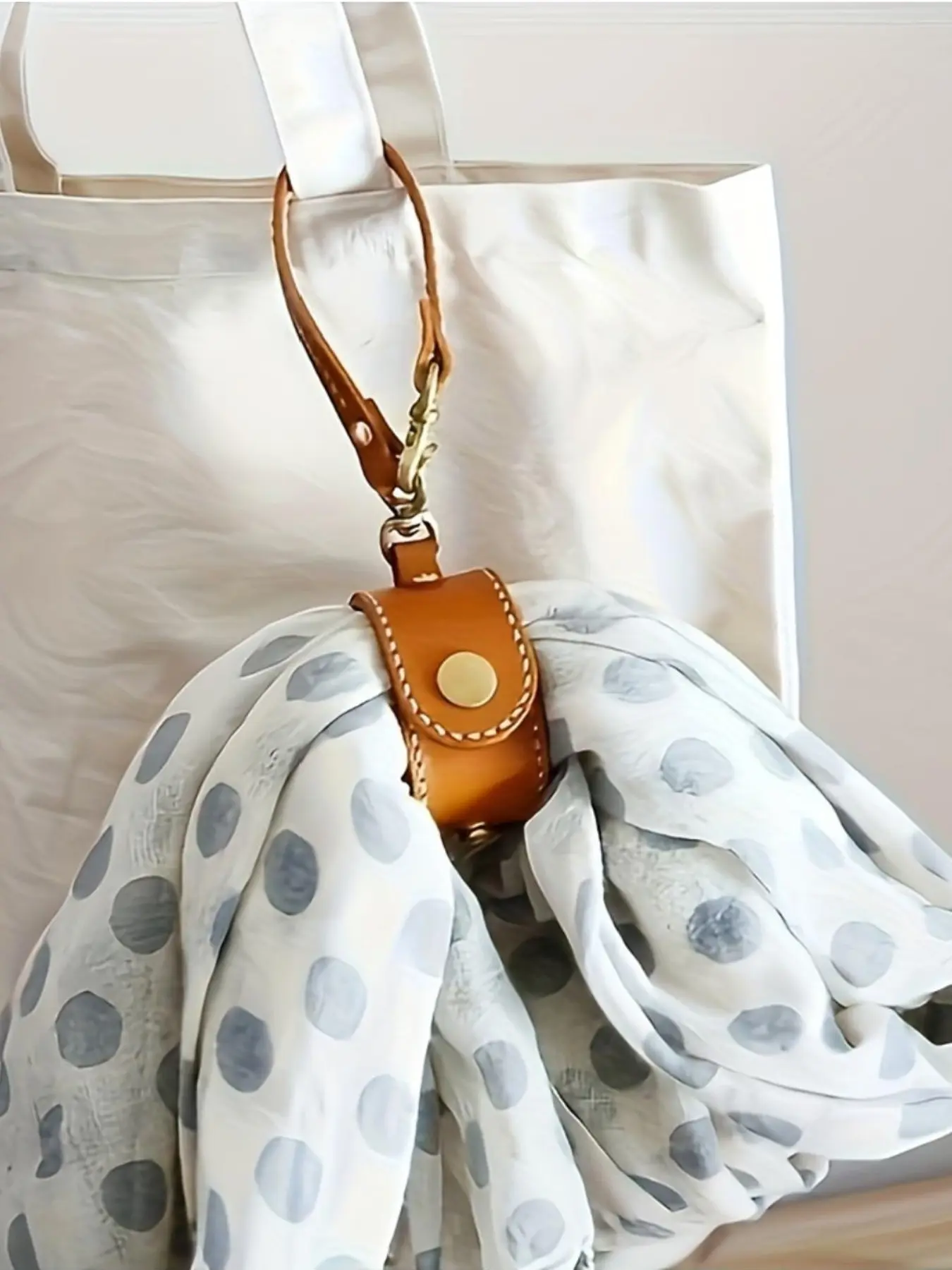 1pc Hands Free Multi Functiona - Travel Accessories In Store 评论和价格